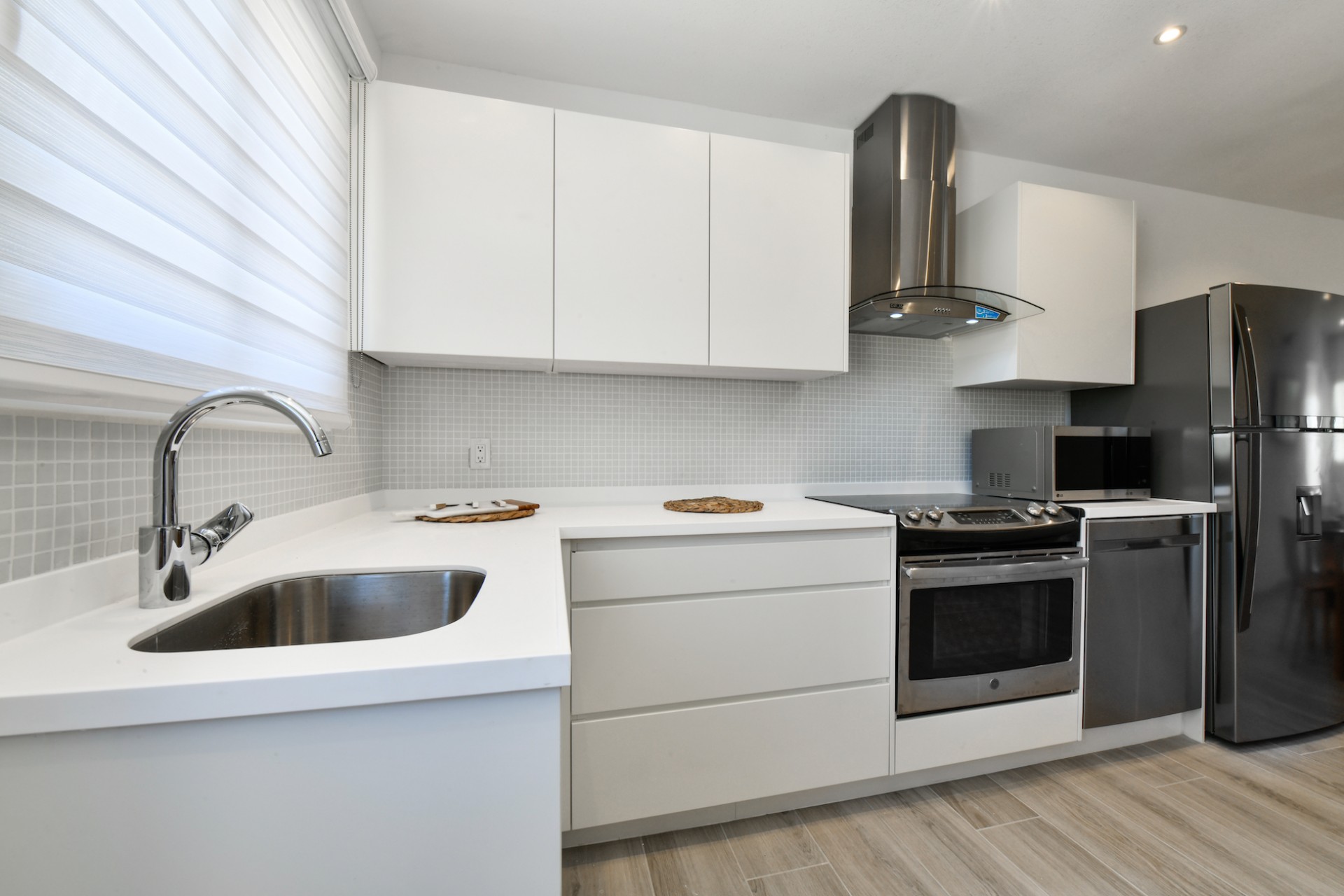 dishwasher, kitchen at Commandeurs in Aruba FOR SALE