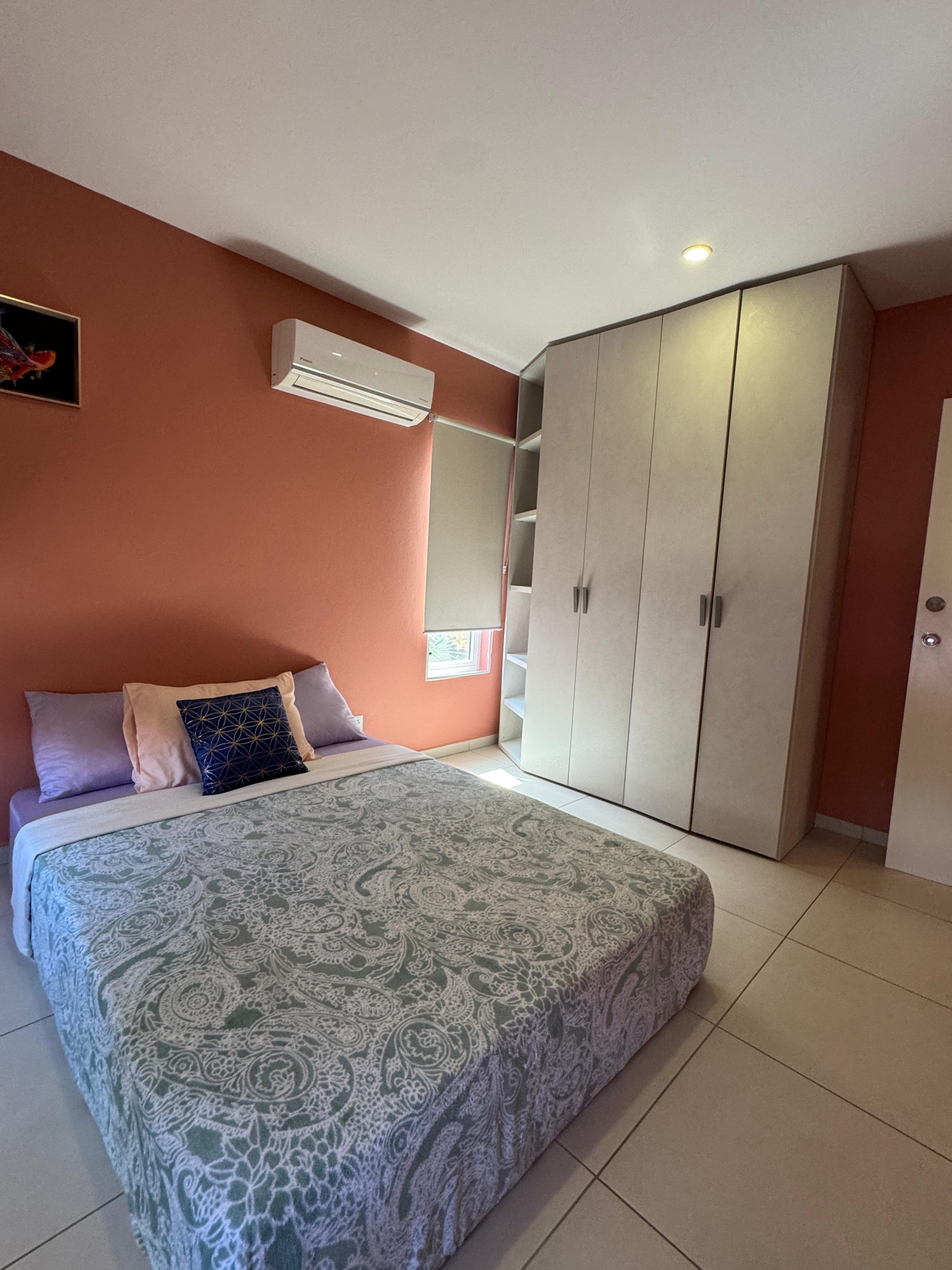 bedroom with closets at General Majoor De Bruynewijk 227, Savaneta, Aruba