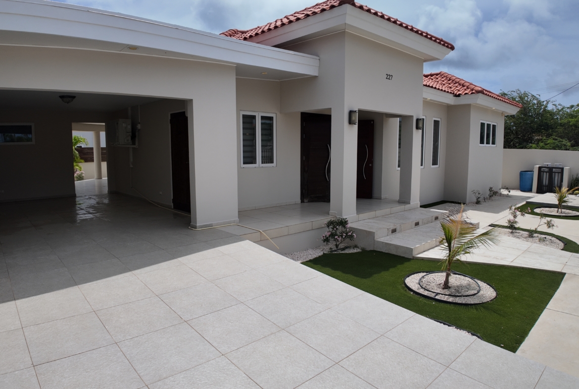 garage, General Majoor De Bruynewijk 227, Savaneta, Aruba