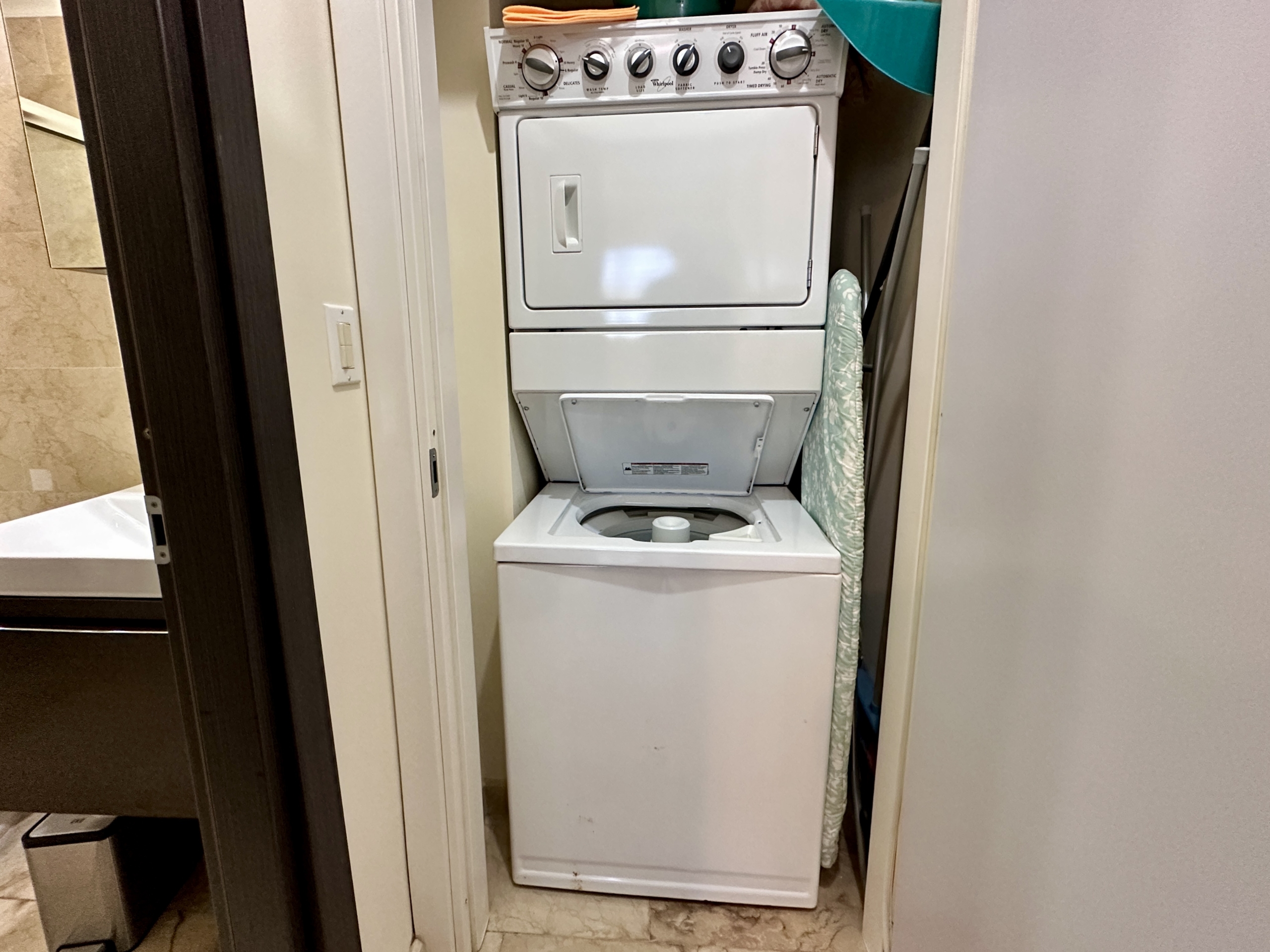 laundry - PalmAruba Condo on 4th floor