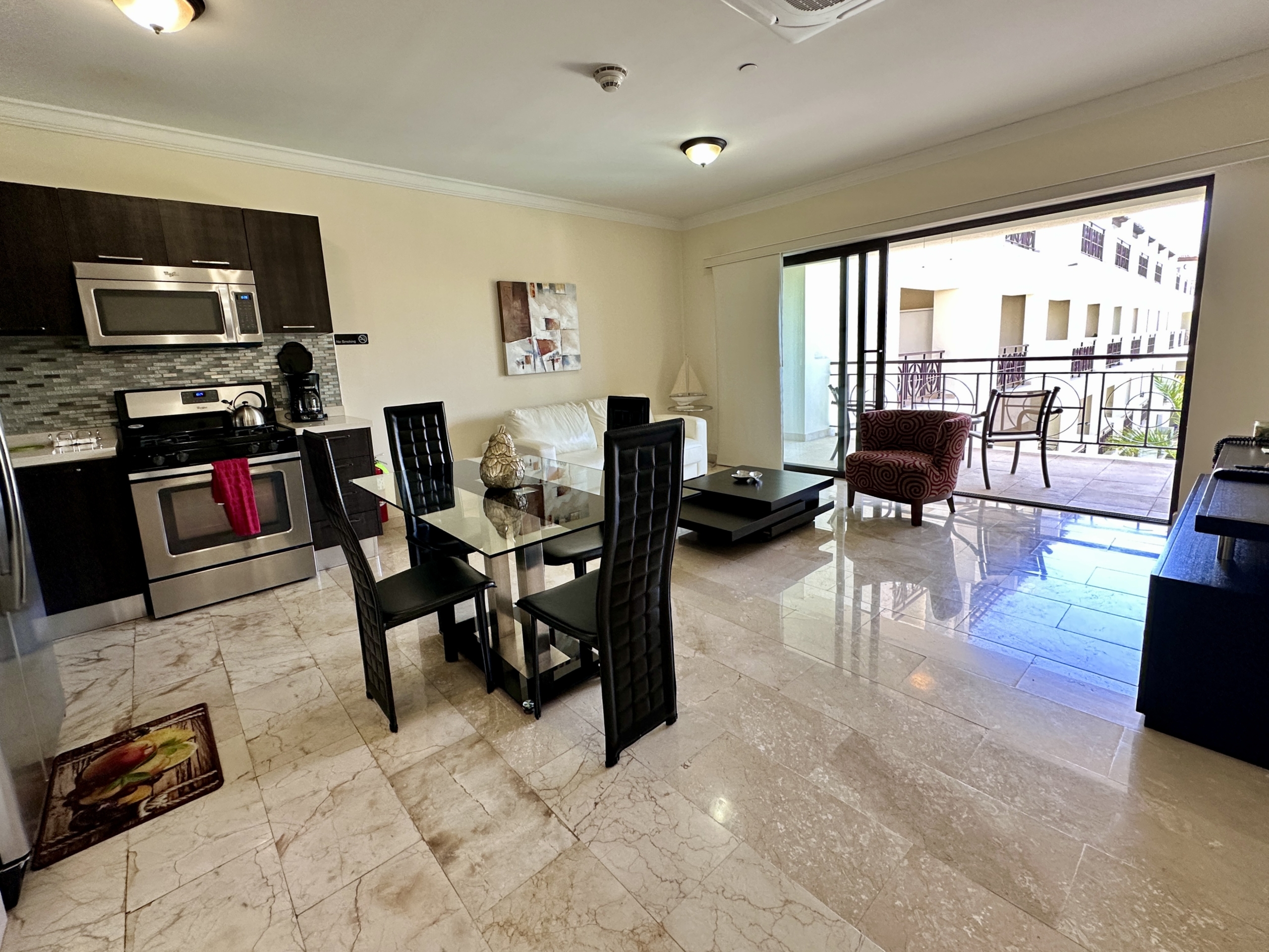 inside- PalmAruba Condo for rent - sale