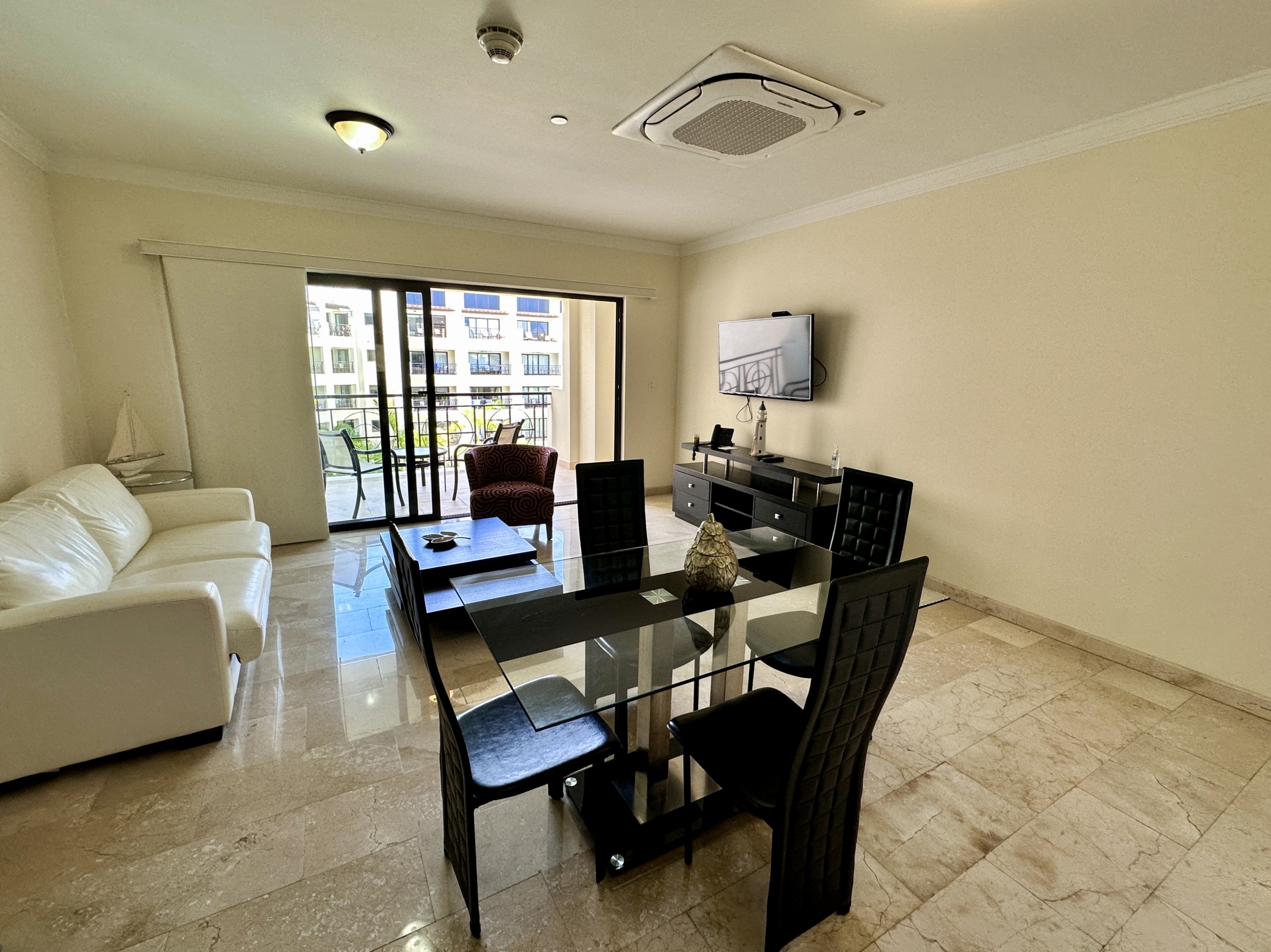 inside - PalmAruba Condo for rent - sale